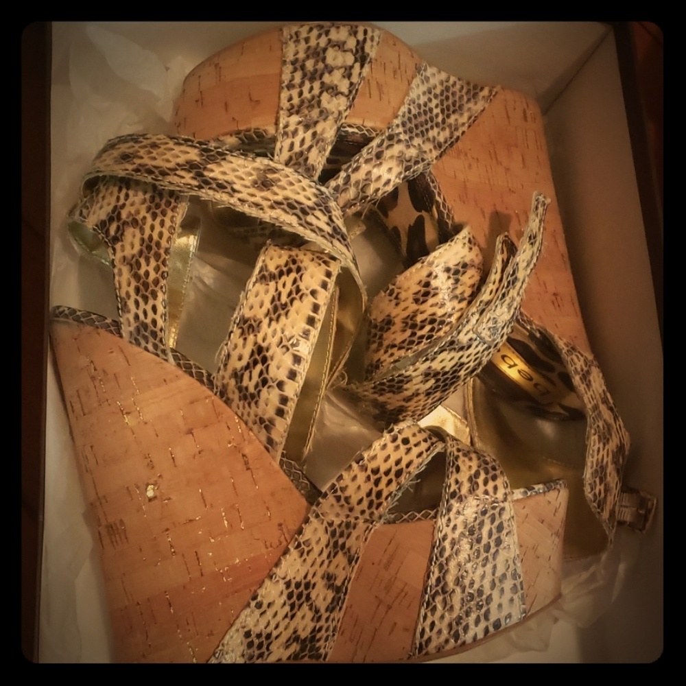 Bebe heels